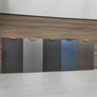 Painel de cristal de carbono